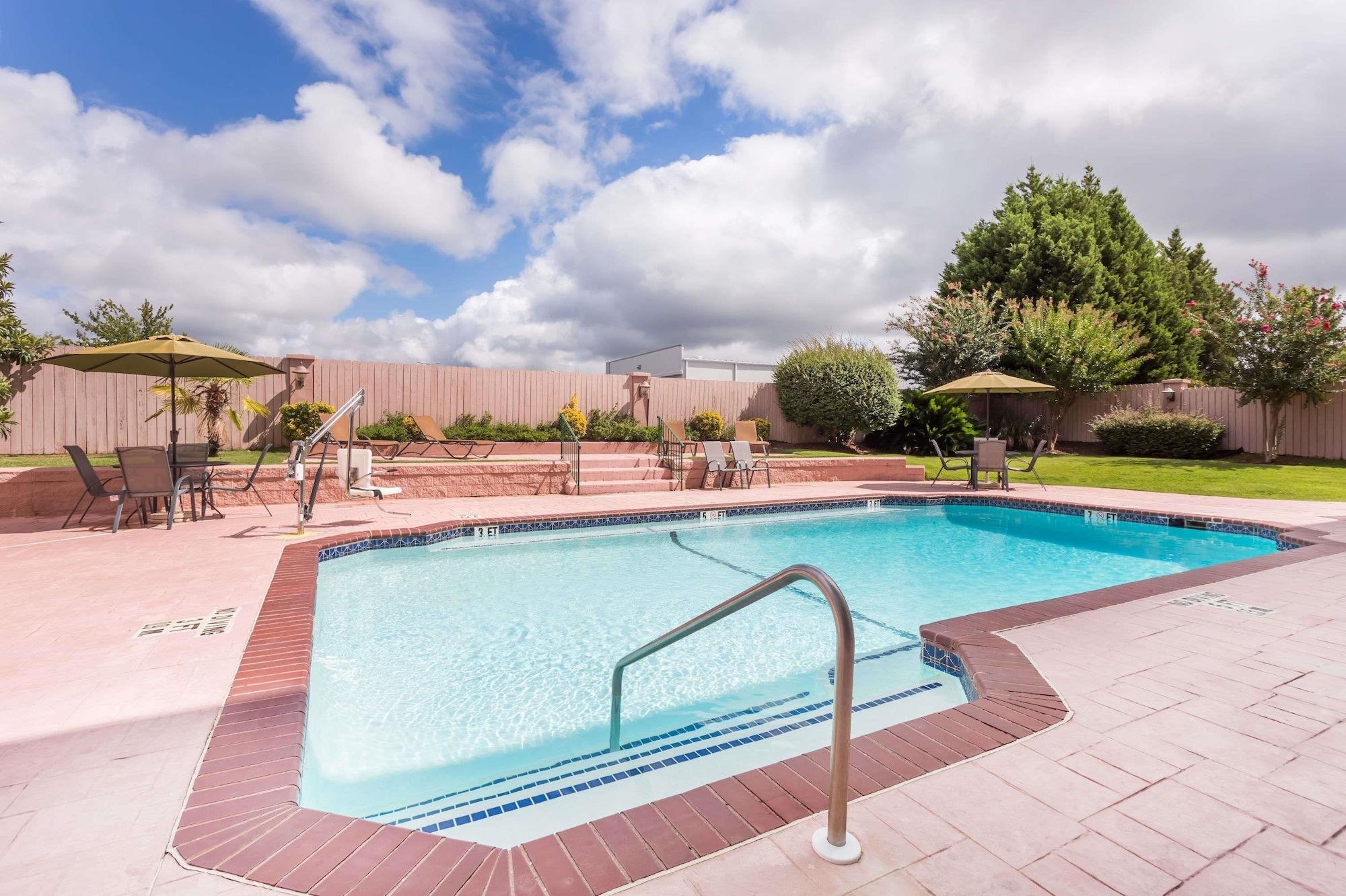Hotel La Quinta By Wyndham Columbus North Exteriér fotografie